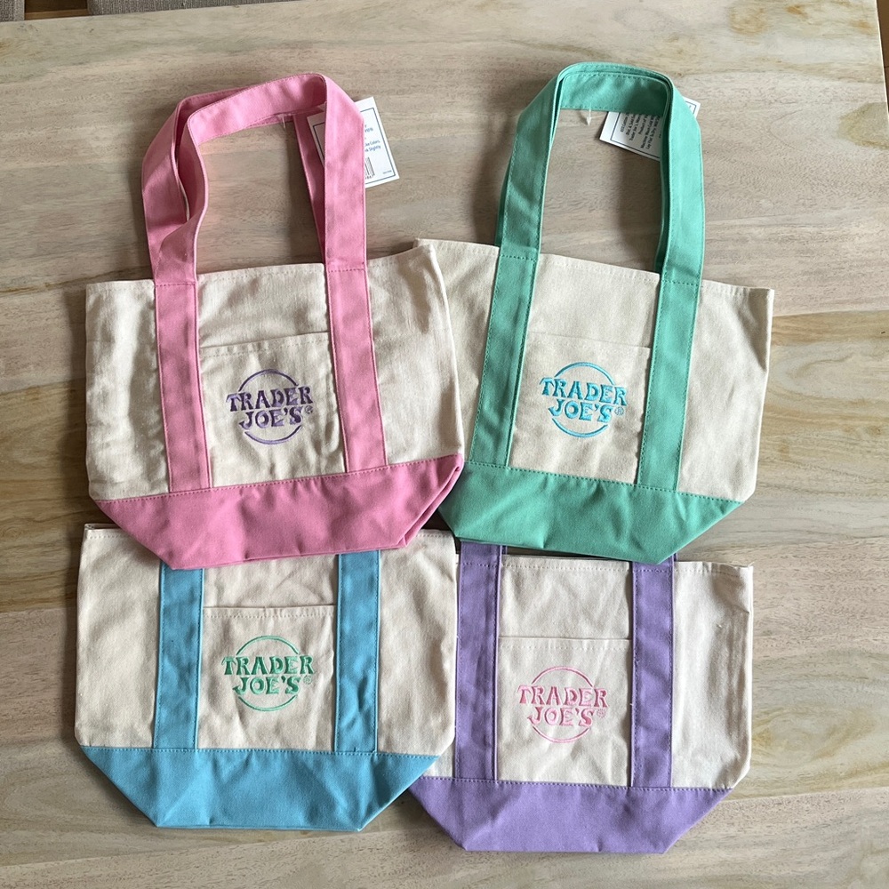 NWT Trader Joe's Mini Canvas Tote Bag Set of 4 - Easter theme